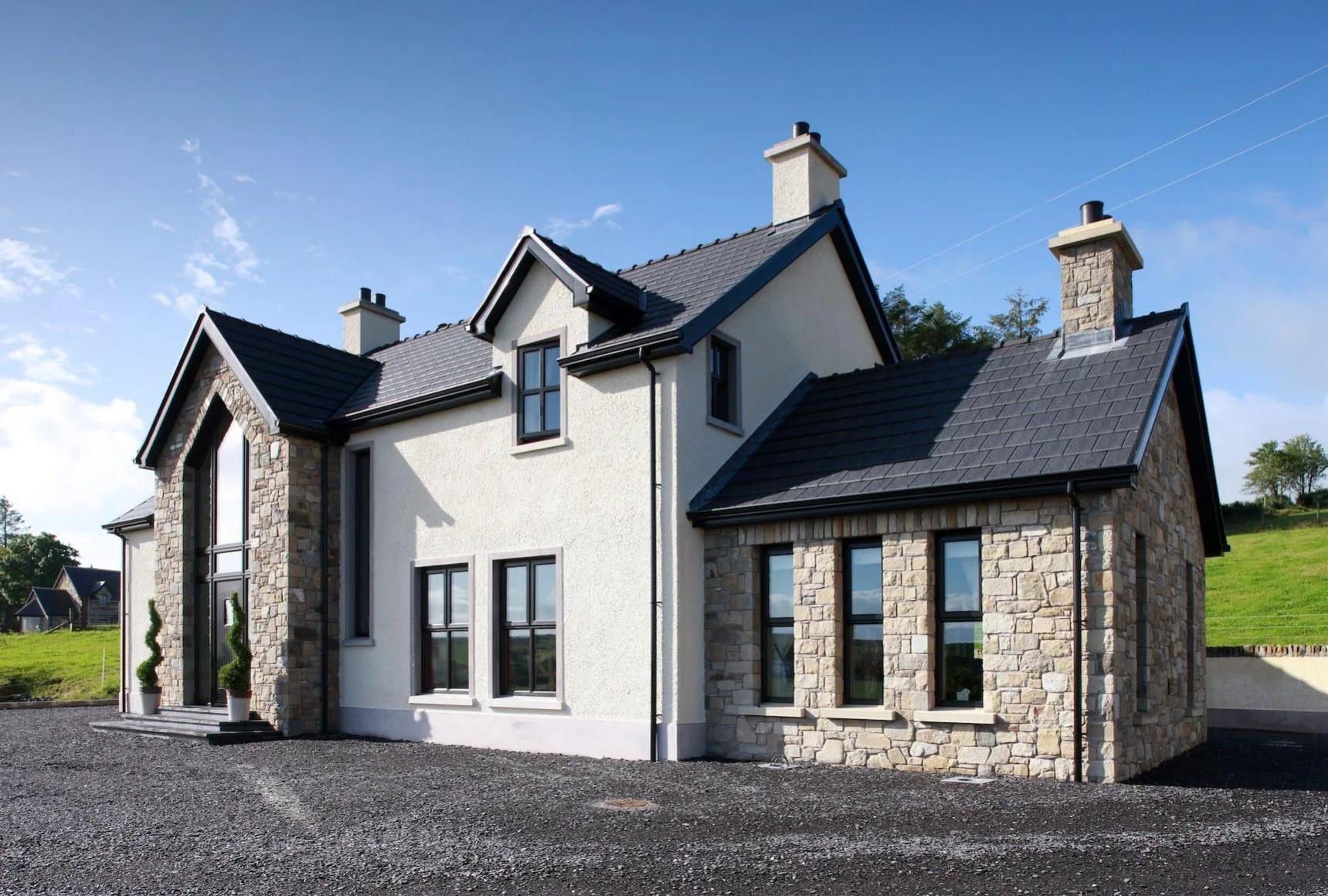 Lagan Building Solutions Snowdon Black Clay Tiles